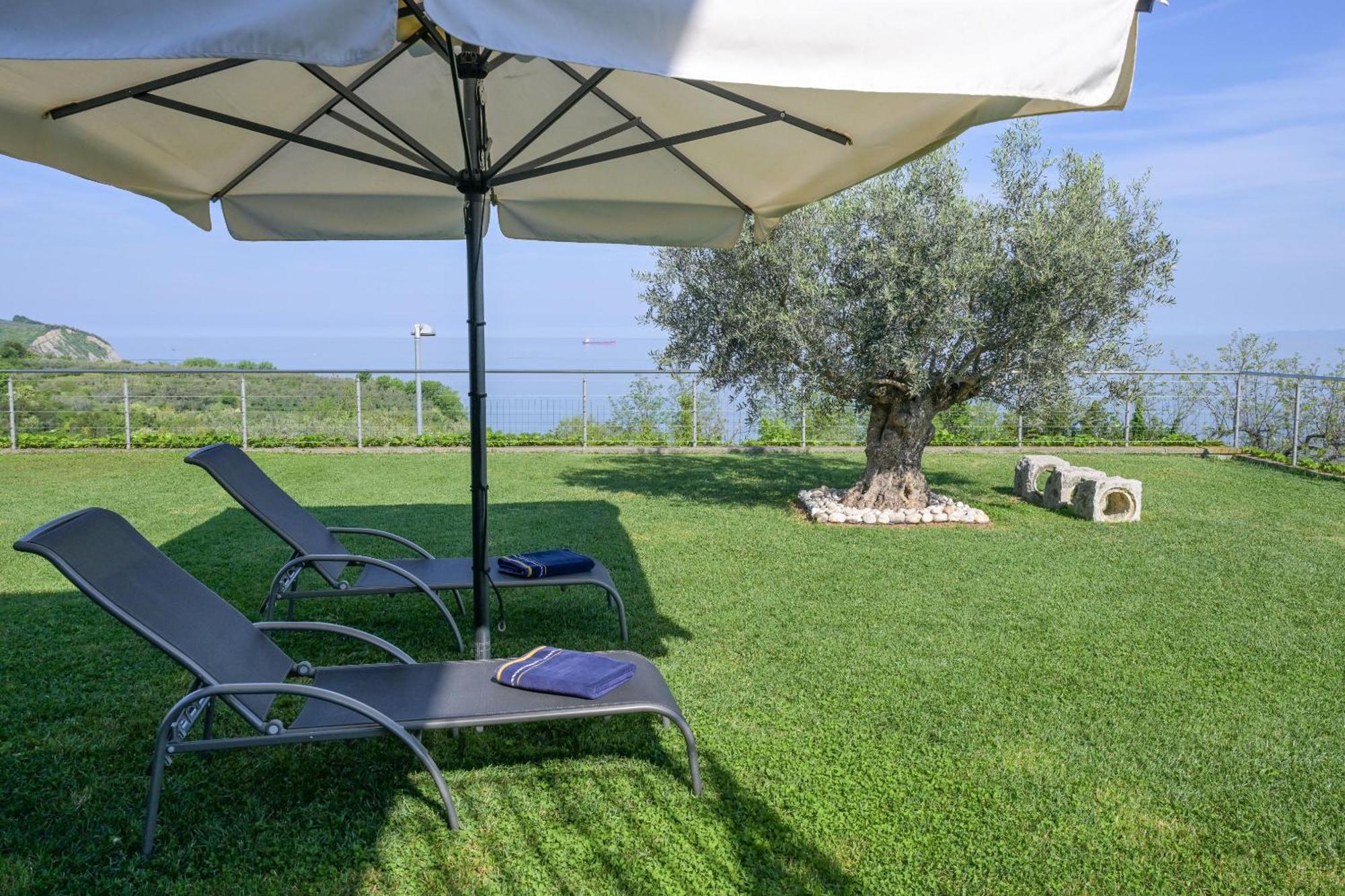 Apartma Bellavista Изола Экстерьер фото